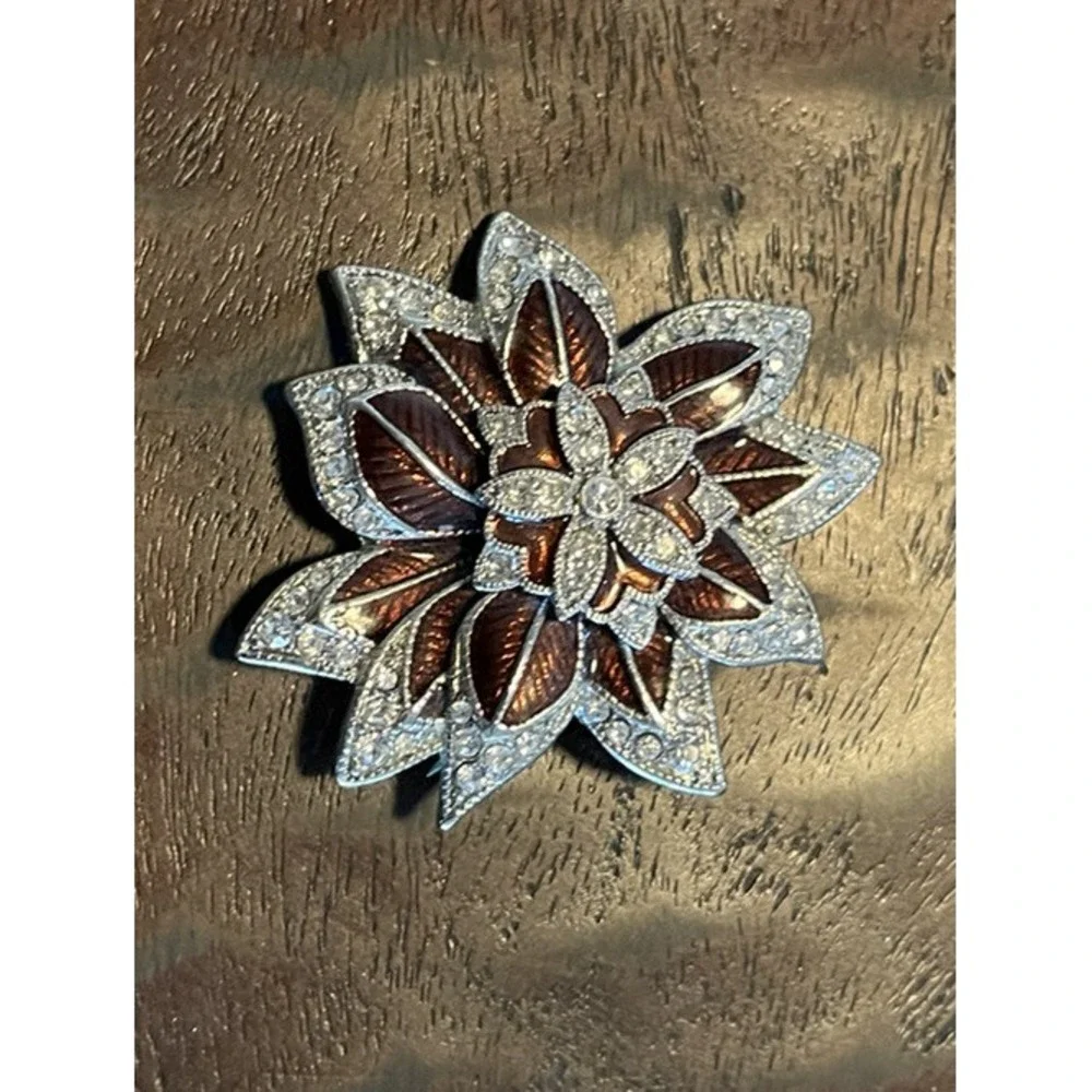 MONET Christmas Pin RHINESTONE Pointsetta Floral Brooch Estate COSTUME JEWELRY